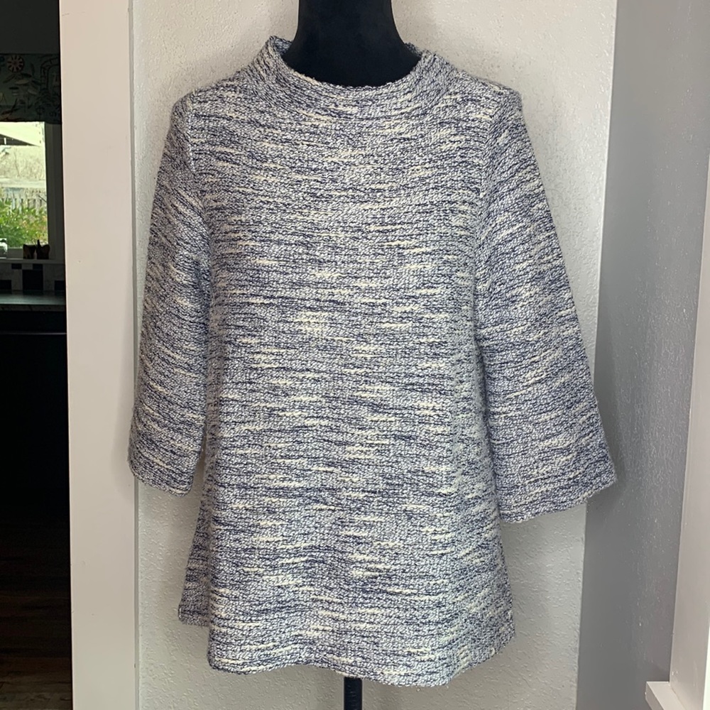 Loft blue white silver thread 1/2 sleeve sweater cotton blend